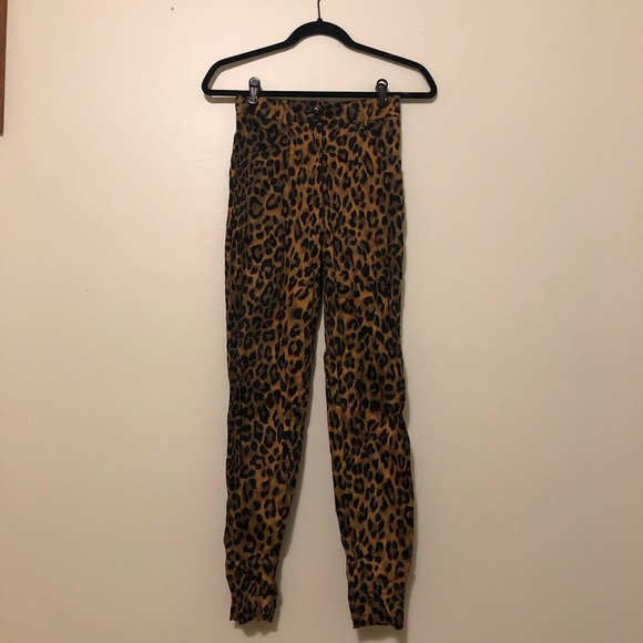 Verge Girl Weight In Gold Leopard Pants AUS 6 - Picture 2 of 4
